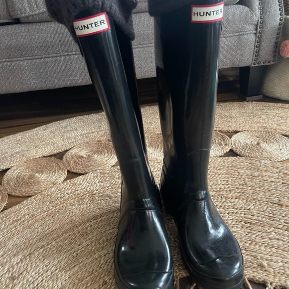 HUNTER TALL BLACK BOOTS - Picture 6 of 6